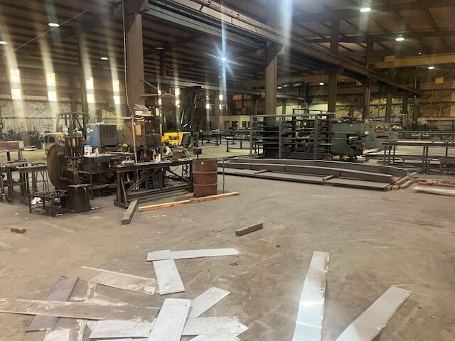 More Photos Of 4900 Thibault Rd, Little Rock Manufacturing For Sale