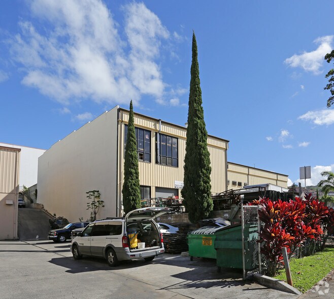 More Photos Of 99-1405 Koaha Pl, Aiea Warehouse For Lease