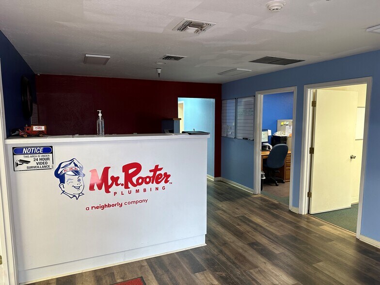 More Photos Of 333 S Nina Dr, Mesa Manufacturing For Sale