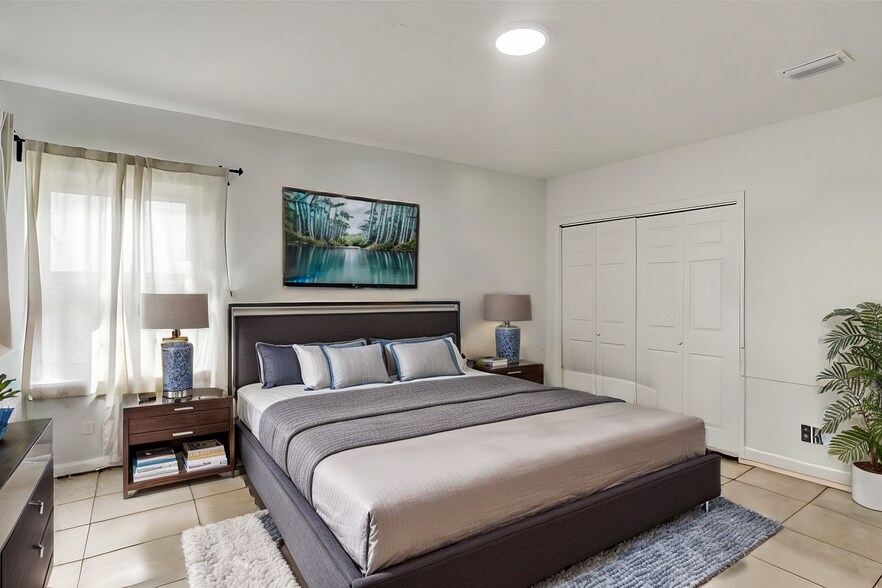 More Photos Of 76 NE 49th St, Miami Apartments For Sale