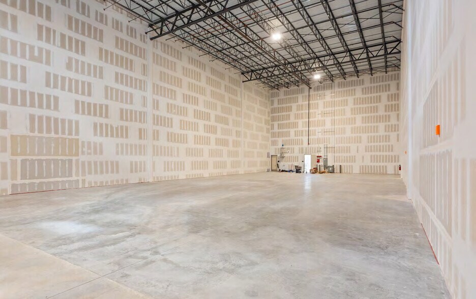 More Photos Of Park of Commerce Blvd, Homestead Unknown For Lease