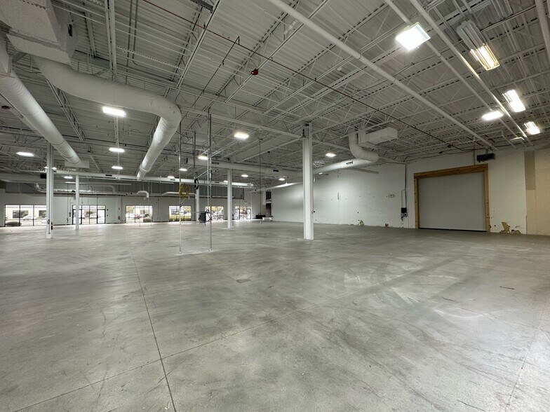 More Photos Of 8816-8840 Beckett Rd, West Chester Warehouse For Lease