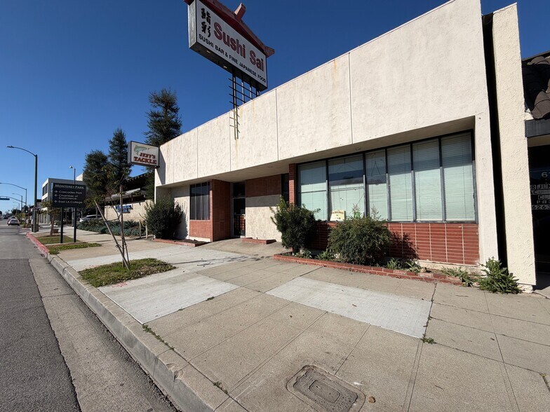 More Photos Of 629 S Atlantic Blvd, Monterey Park Restaurant For Sale
