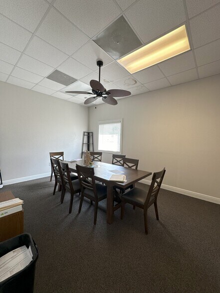 More Photos Of 16266 San Carlos Blvd, Fort Myers General Retail For Sale