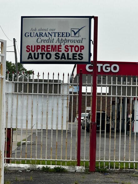 More Photos Of 14150 E 8 Mile Rd, Detroit Auto Repair For Sale