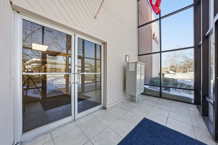 More Photos Of 299 Forest Ave, Paramus Office For Sale