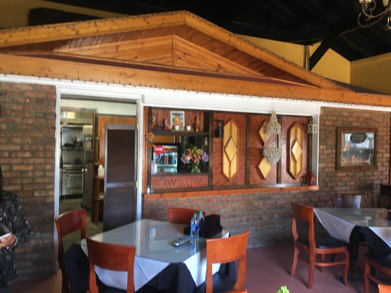 More Photos Of 302 Highway 22 W, Madisonville Restaurant For Sale