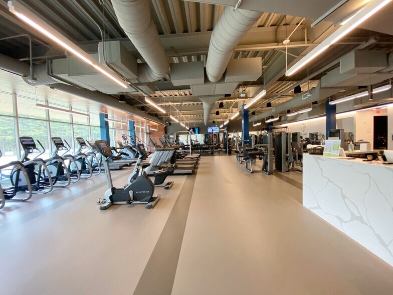 More Photos Of 1110 Sanctuary Pky, Alpharetta Office For Lease