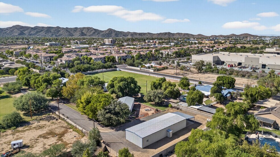 More Photos Of 9259 S Priest Dr, Tempe Showroom For Lease