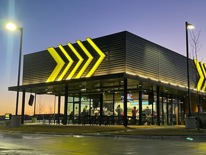 Primary Photo Of 18308 Evans St, Elkhorn Fast Food For Lease