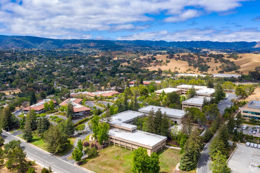 More Photos Of 844 E Charleston Rd, Palo Alto Flex For Lease
