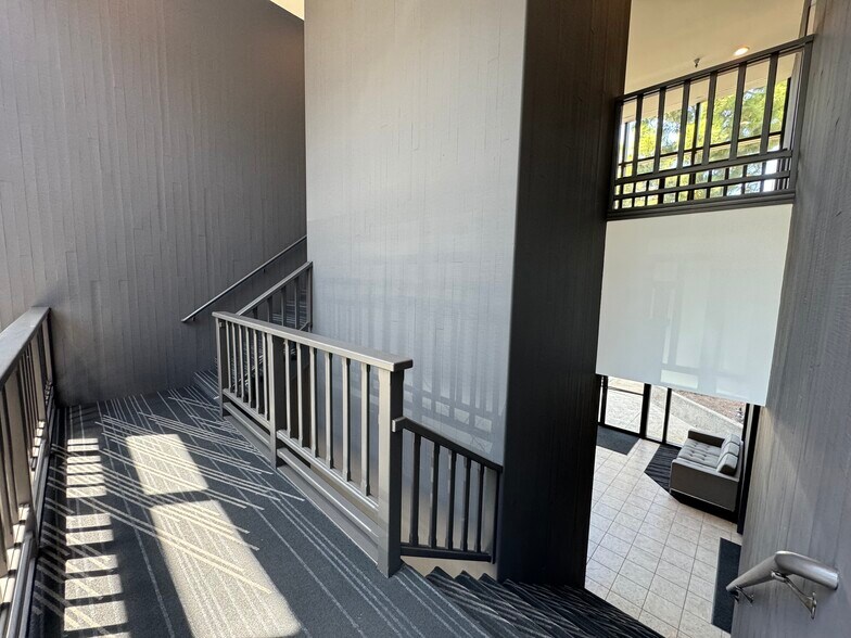 More Photos Of 191 Calle Magdalena, Encinitas Office For Lease