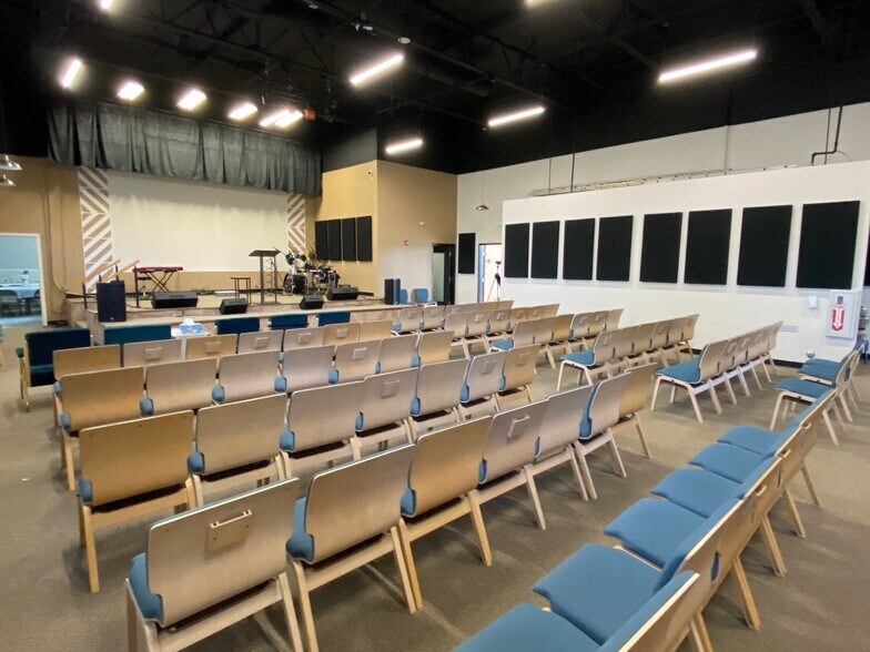 More Photos Of 861 Harold Pl, Chula Vista Research And Development For Sale