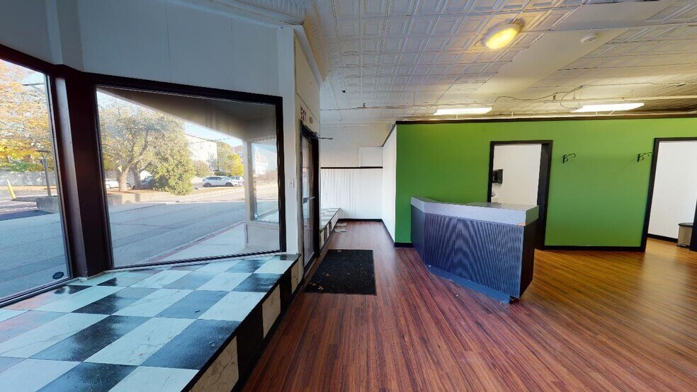 More Photos Of 168 Main St, Webster Apartments For Lease