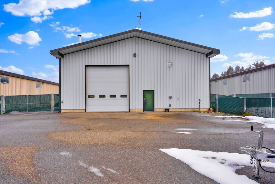 More Photos Of 11445 N Reed Rd, Hayden Warehouse For Sale