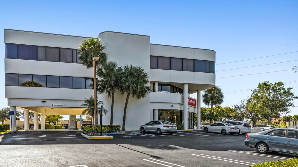 More Photos Of 250 Tequesta Dr, Tequesta Office For Sale