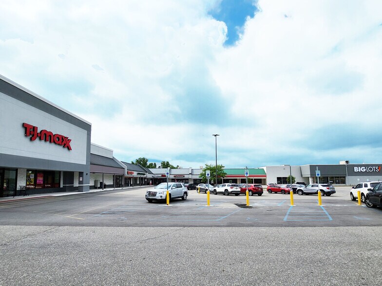 More Photos Of 4208 E Blue Grass Rd, Mount Pleasant Unknown For Lease