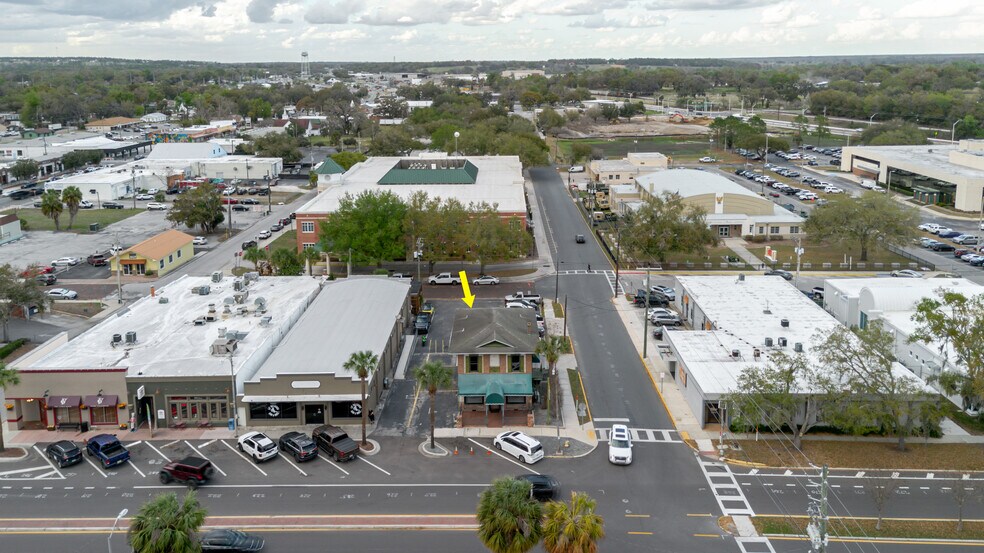 Primary Photo Of 37951 Meridian Ave, Dade City Office For Sale