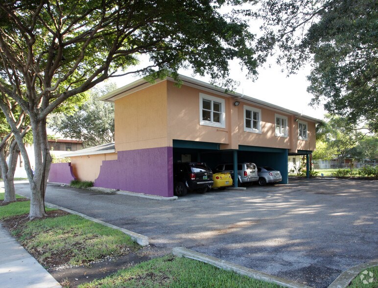 More Photos Of 2901 S Tamiami Trl, Sarasota Medical For Lease