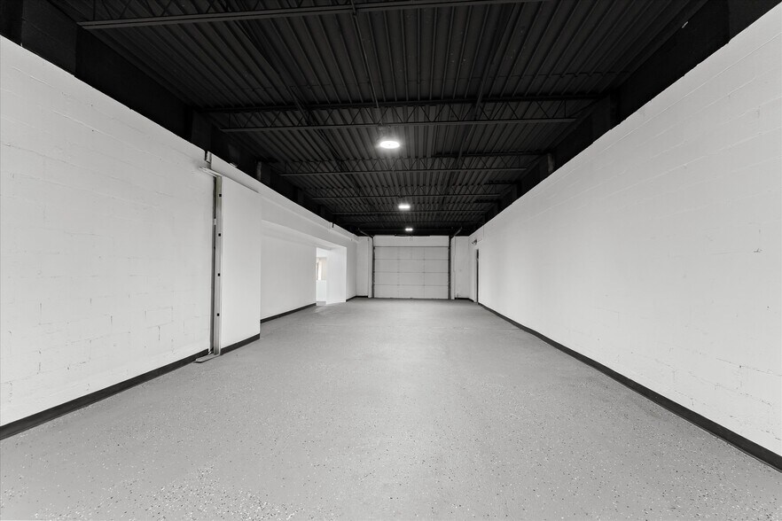 More Photos Of 25611 Van Born Rd, Taylor Freestanding For Sale