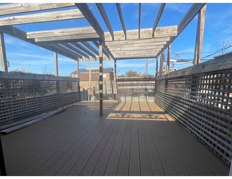 More Photos Of 1320 H St NE, Washington Storefront Retail Office For Lease