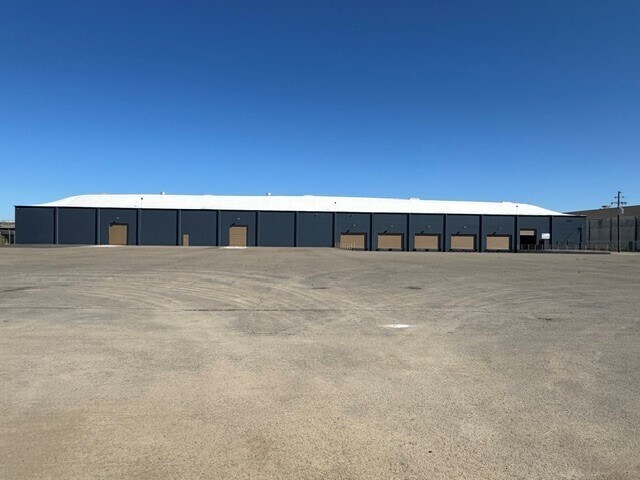 More Photos Of 1203 N Gertrude Ave, Stockton Distribution For Lease