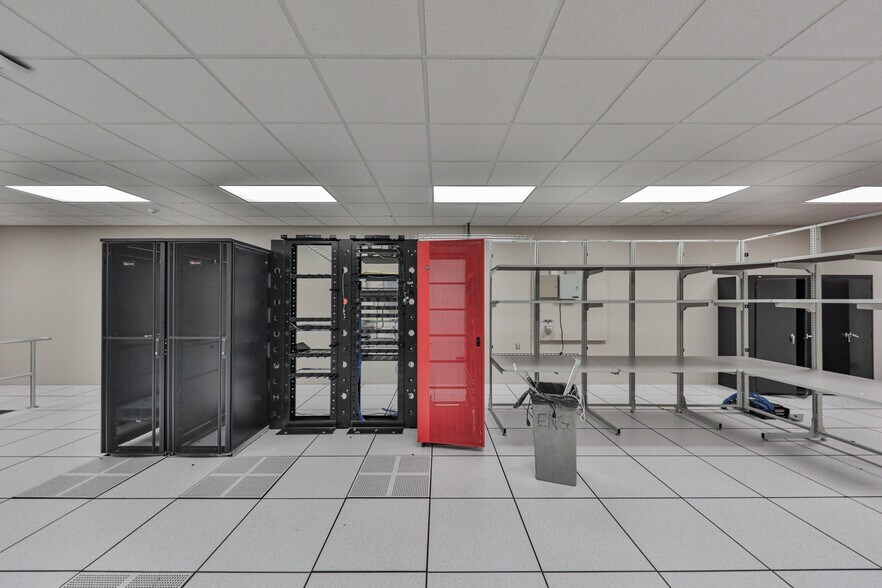 More Photos Of 2299 Brodhead Rd, Bethlehem Office For Sale