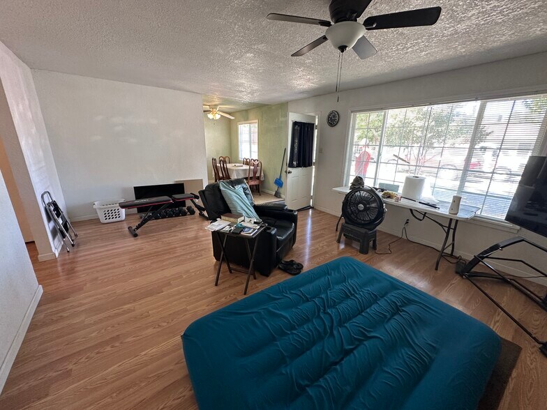 More Photos Of 1822 Cirby Way, Roseville Apartments For Sale