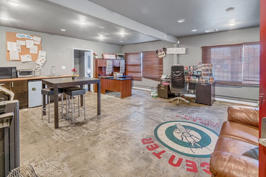 More Photos Of 3030 Martin Luther King Jr Blvd, Lynwood Freestanding For Lease