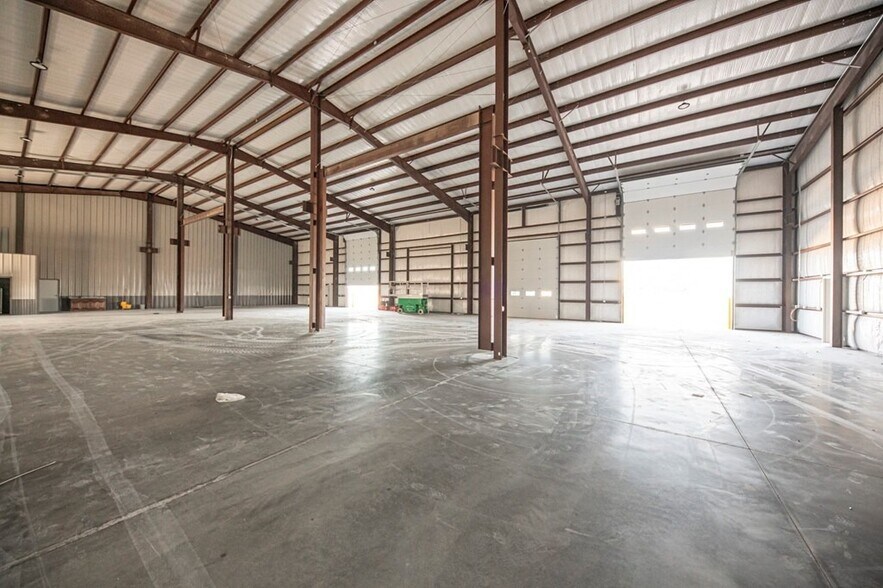 More Photos Of 14661 W I-20, Odessa Warehouse For Lease