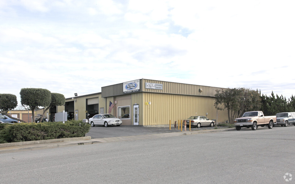 Primary Photo Of 867 Industrial Dr, Hollister Service For Lease