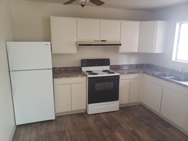 More Photos Of 420 Lee St, Carson City Apartments For Sale