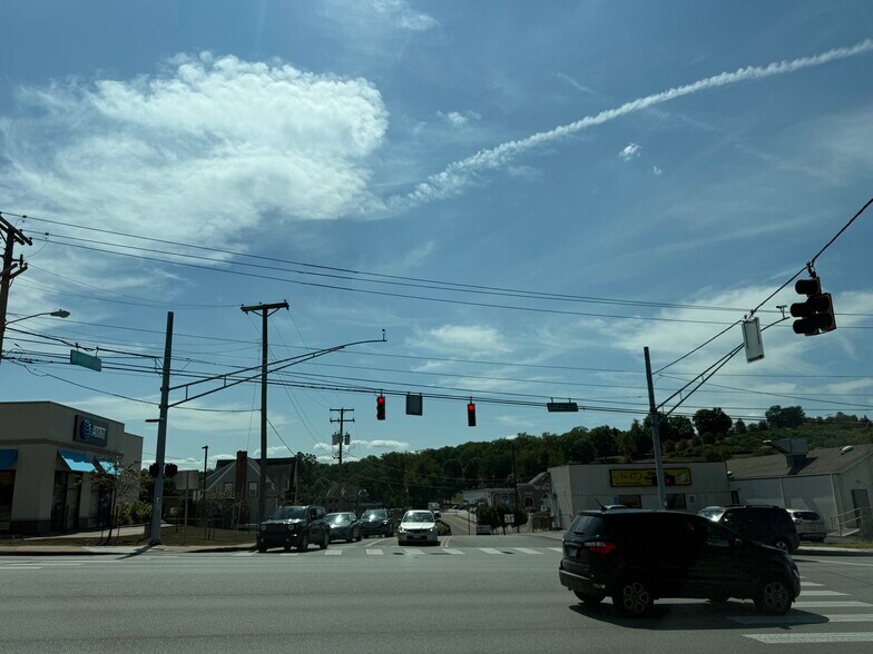 More Photos Of 2119 Sunset Blvd, Steubenville Land For Sale