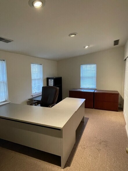 More Photos Of 2933 W Germantown Pike, Eagleville Loft Creative Space For Lease