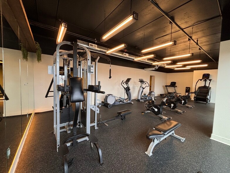 More Photos Of 116 W Mishawaka Ave, Mishawaka Apartments For Lease