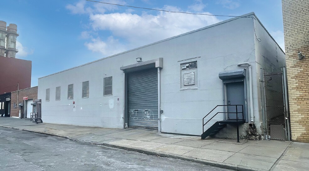 Primary Photo Of 1821 Steinway Pl, Astoria Warehouse For Lease