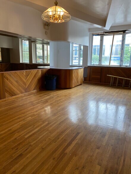 More Photos Of 1914 3rd Ave, New York Storefront Retail Office For Lease