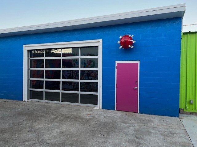 More Photos Of 2124 NW 39th St, Oklahoma City Storefront For Lease