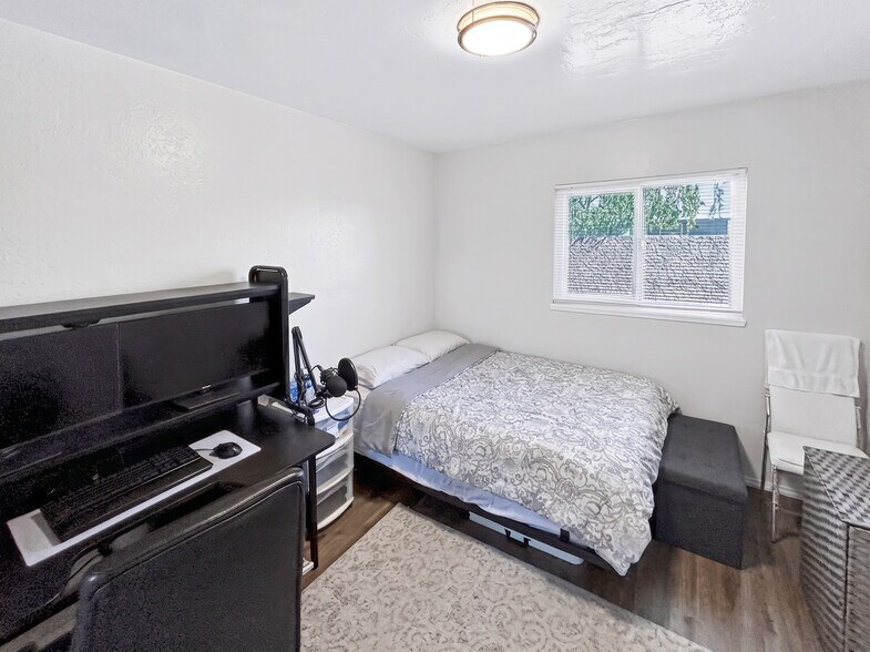 More Photos Of 460 S Buena Vista, San Jose Apartments For Sale