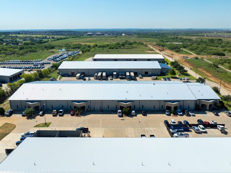 More Photos Of 8141 Gateway Dr, Argyle Warehouse For Lease