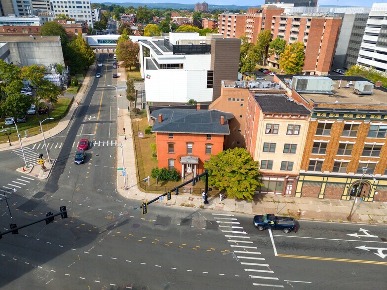 More Photos Of 1 Main St, Hartford Office Residential For Sale