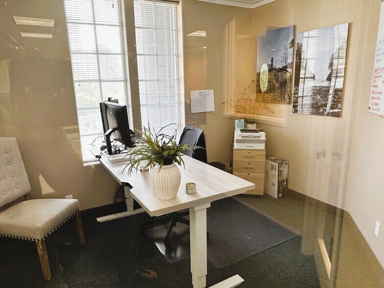 More Photos Of 8419 La Mesa Blvd, La Mesa Medical For Lease