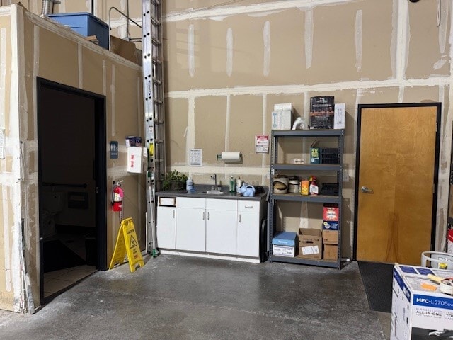 More Photos Of 2427 Station Dr, Stockton Warehouse For Sale