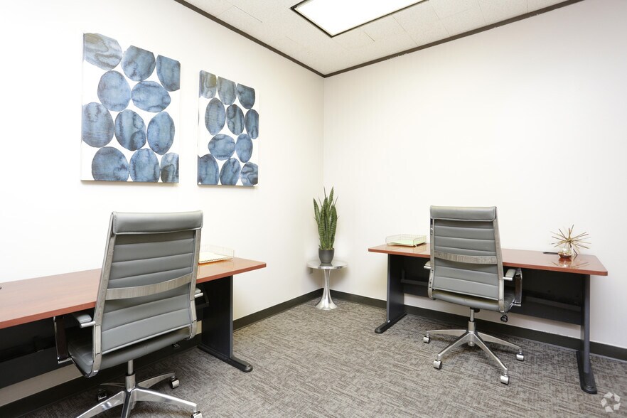 More Photos Of 5100 Westheimer Rd, Houston Office For Lease