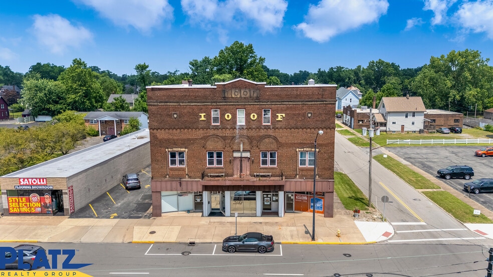 Primary Photo Of 367 E High St, Warren Storefront For Sale