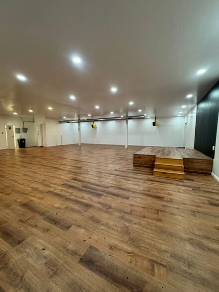 More Photos Of 202-208 Cecil B Moore Ave, Philadelphia Warehouse For Lease