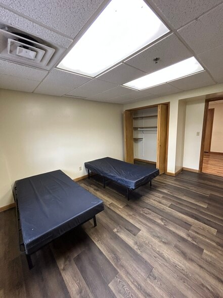 More Photos Of 198 George St, Beckley Research And Development For Lease