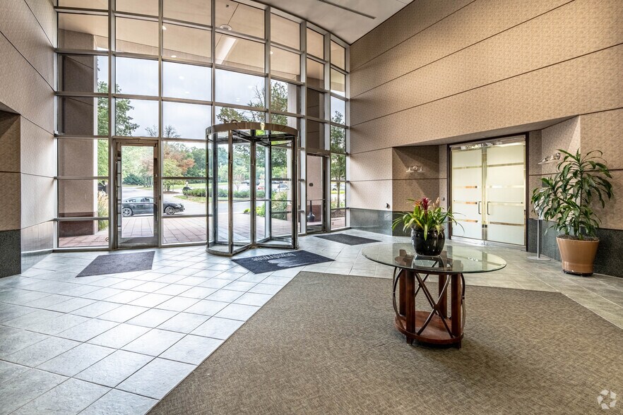 More Photos Of 7501 Boulder View Dr, North Chesterfield Unknown For Lease