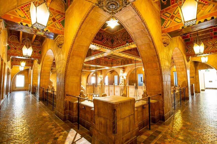 More Photos Of 811 W 7th St, Los Angeles Loft Creative Space For Lease