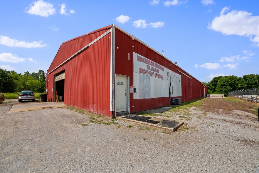 More Photos Of 15304 76th E Ave, Bixby Warehouse For Sale